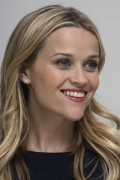 Риз Уизерспун (Reese Witherspoon) Monsters vs. Aliens Beverly Hills Press Conference, 20.03.2009 (76xHQ) Fbd802495859265
