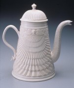 A collection of teapots (1650-1800) 2a75b7497275618