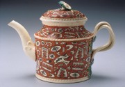 A collection of teapots (1650-1800) C43eb8497276044