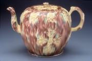 A collection of teapots (1650-1800) Cb53f9497275785