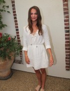 Алисия Викандер (Alicia Vikander) 'The Light Between Oceans' press conference portraits in West Hollywood 28.07.2016 - 9xНQ 93c201497755329