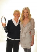 Порша Де Росси, Эллен ДеДженерес (Ellen DeGeneres, Portia de Rossi) 35th Annual People's Choice Awards Portraits - 4xHQ C7b2d5498895297