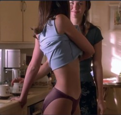 Jennifer Love Hewitt In Panties 23