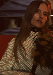 8c34db501398369.jpg