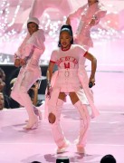 рианна - Рианна (Rihanna) MTV Video Music Awards in New York City, 28.08.2016 (27xHQ) 314ee7503766017
