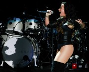 Деми Ловато (Demi Lovato) 'Honda Civic Tour Future Now' at the Sleep Train Amphitheatre in Chula Vista, 14.08.2016 (9xHQ) 627e05503764114
