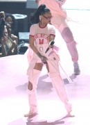 рианна - Рианна (Rihanna) MTV Video Music Awards in New York City, 28.08.2016 (27xHQ) 8146cf503766037