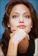 Анджелина Джоли (Angelina Jolie) Beyond Borders press conference (2003) Fe4e4e508455655