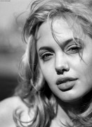 Анджелина Джоли (Angelina Jolie)   Max Vadukul Photoshoot - 16xHQ Ffbac0508500253