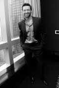 Хью Джекман (Hugh Jackman) Les Miserables press conference (New York, 02.12.2012) (20xНQ) 9eb8fb510387955