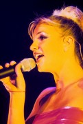 Бритни Спирс (Britney Spears) Concert in Universal City 1999 - 48xHQ 392049510996497