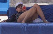 Дебра Мессинг (Debra Messing) is seen on her vacation in Cancun, 23.12.2015 (40xHQ) D43950510997510