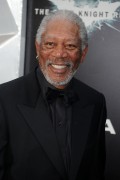 Морган Фриман (Morgan Freeman) 'The Dark Knight Rises' Premiere in New York City, 16.07.2012 - 47xHQ 0523f6512942869