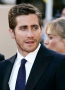 Джейк Джилленхол (Jake Gyllenhaal) 'Zodiac' Premiere & Photocall in Cannes 2007.05.17 - 74xНQ 3ef6db512945617