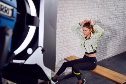 Джиджи Хадид/Gigi Hadid - Reebok PerfectNever Campaign 2016 (5xHQ) 9d13fe516094012