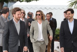 Брэд Питт (Brad Pitt) 65th Annual Cannes Film Festival 22.05.2012 (149xHQ) D92bb7517191369