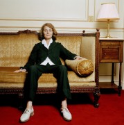 Шарлотта Рэмплинг (Charlotte Rampling) photoshoot (7xHQ) D81c88517200669