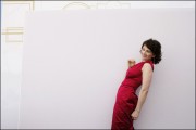 Жюльет Бинош (Juliette Binoche) фотосессия в Каннах, 2007 (19xHQ) B566c5517344557