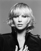 Шарлиз Терон (Charlize Theron) фотограф Andrew Macpherson, 2003 - 11xHQ 72cd43517585059