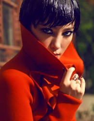 Ли Бинбин (Li Bingbing) Chen Man Photoshoot 2012 for Vogue China (3xHQ) F3bd54517847406