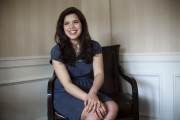 Америка Феррера (America Ferrera) Portrait Session at The Four Seasons Hotel, Los Angeles, 02.21.2010 - 6xHQ A0b497518662010