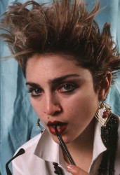Мадонна (Madonna)  Laura Levine Photoshoot 1982 - 6xHQ 8f75ce518833049