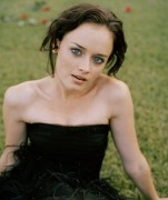 Алексис Бледел (Alexis Bledel) Lorenzo Agies Photoshoot (7xHQ) Cf539a518838520