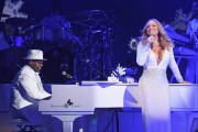 Мэрайя Кэри (Mariah Carey) Christmas Show at Beacon Theatre, 12.05.2016 (29xНQ) 08d975519187266