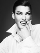 Линда Евангелиста (Linda Evangelista) Mert Alas and Marcus Piggott Photoshoot 2010 (7xHQ) 9fe2a4519231413