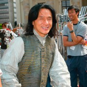 Джеки Чан (Jackie Chan) 06.05.2003 в Берлине показ фильма "Вокруг света за 80 дней" (27xHQ) 76a0ea519261848