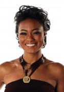 Татьяна Али (Tatyana Ali) 43rd Annual NAACP Image Awards Portraits, 17.02.2012 (5xHQ) 76ccf2519379398