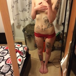 Photo amateur de sexe 8297 – Cute Tattoo Teen Cindy *WOW*