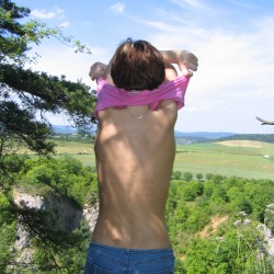 imagebam.com